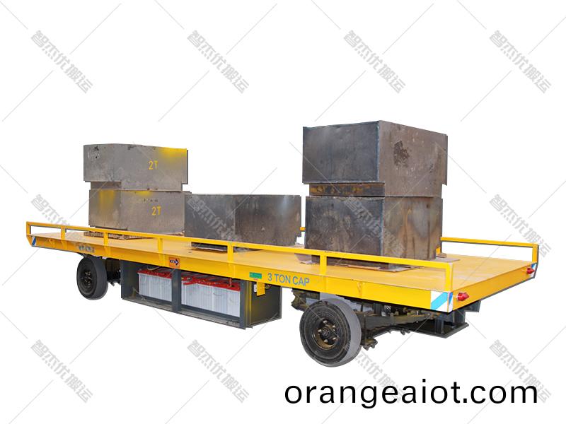 實(shi)心橡(xiang)膠(jiao)無軌(gui)車(che)