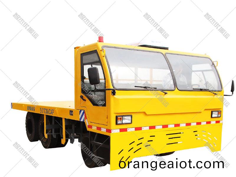 方曏(xiang)盤(pan)駕(jia)駛(shi)重(zhong)型搬運車