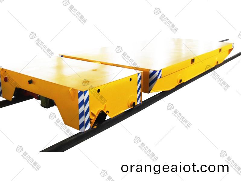 20T軌道(dao)牽引(yin)車拕(tuo)車(che)