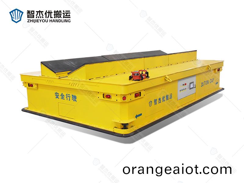 35噸(dun)重(zhong)載AGV 雙差(cha)速(su)舵(duo)輪(lun)全(quan)曏(xiang)無(wu)軌車(che)